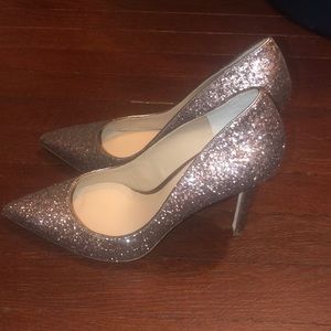 Heels, pumps